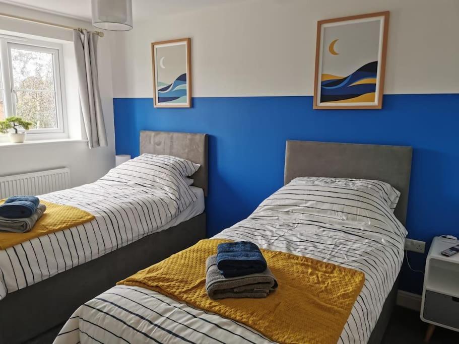Modern Roomy 3 Bedroom Home Pershore Extérieur photo