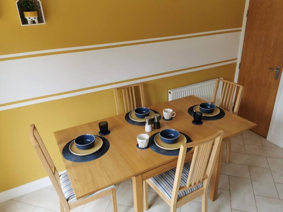 Modern Roomy 3 Bedroom Home Pershore Extérieur photo