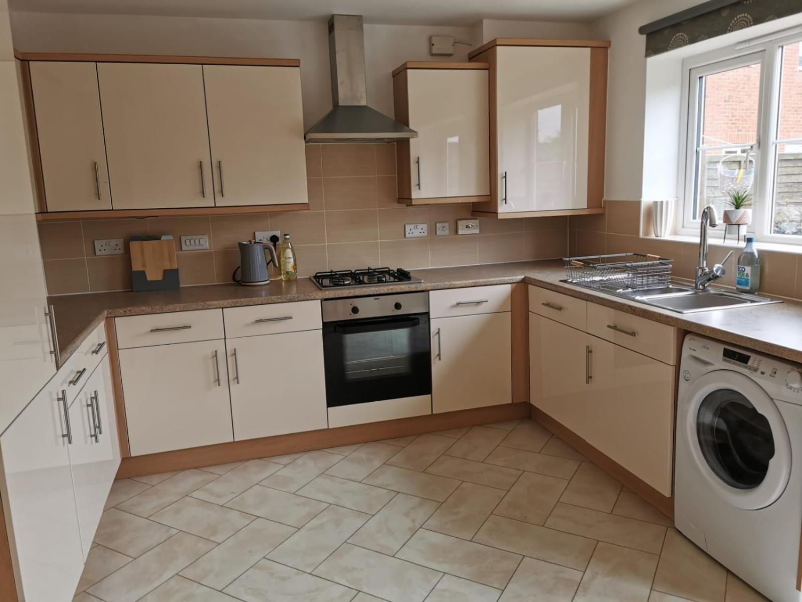 Modern Roomy 3 Bedroom Home Pershore Extérieur photo